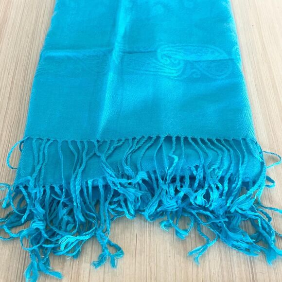 NWT Blue Pashmina Scarf, 70% Cashmere, Cerulean - Picture 5 of 5